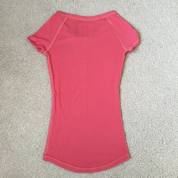 Abercrombie t-shirt - Picture 2 of 3